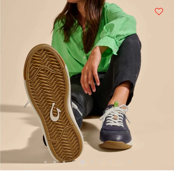 OluKai Shoes - Olukai Kaulele navy leather sneaker W8.5